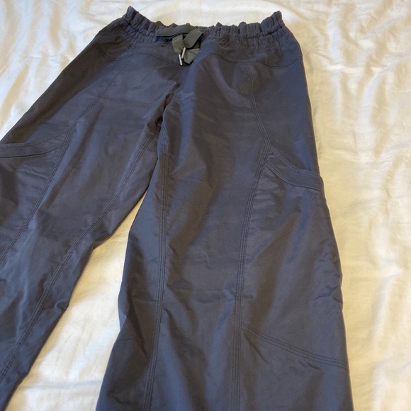 Lululemon • Wide Leg Track Pant - Picture 2 of 7